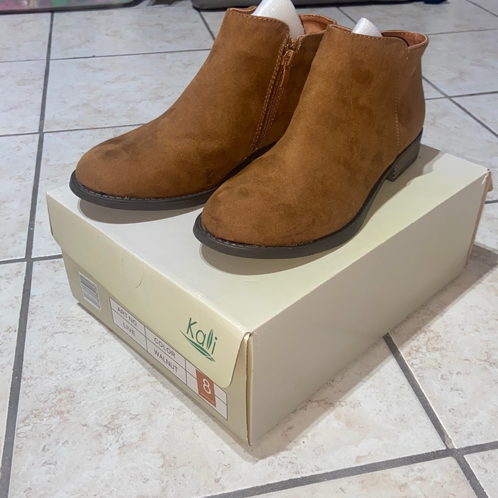 BRAND NEWKali Footwear Walnut ankle boots (8)